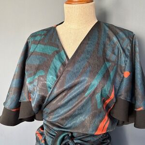 DIARRABLU Wrap Top Flutter Sleeve | Size XS | Teal Abstract Komono Style